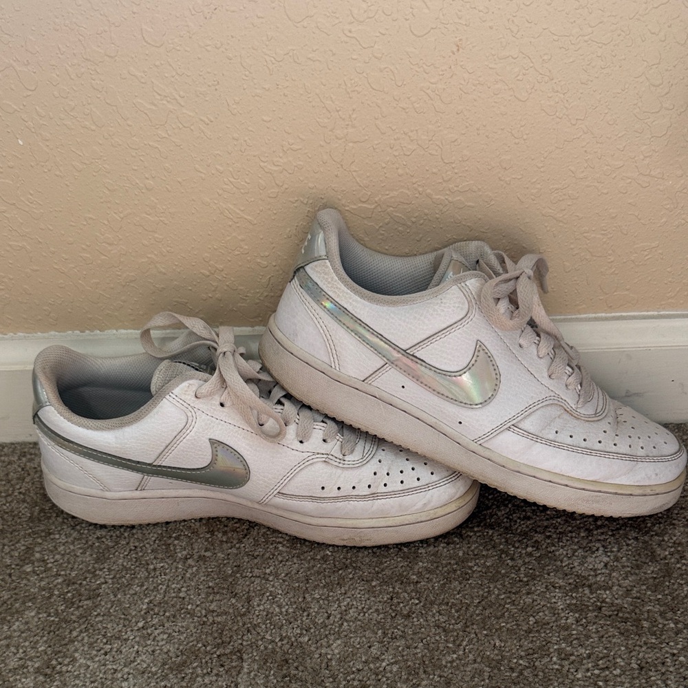 Nike Women's White and Iridescent Sneakers